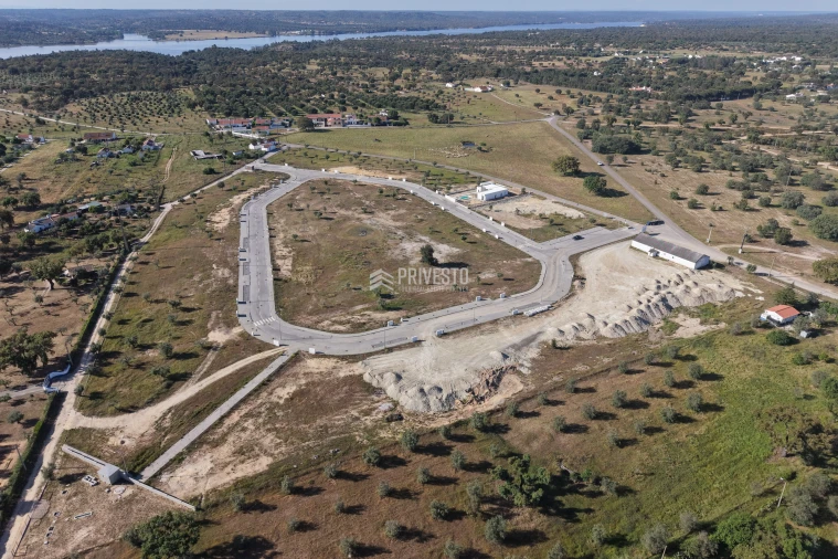 Moradia T3 para Venda em Montargil Foto 7