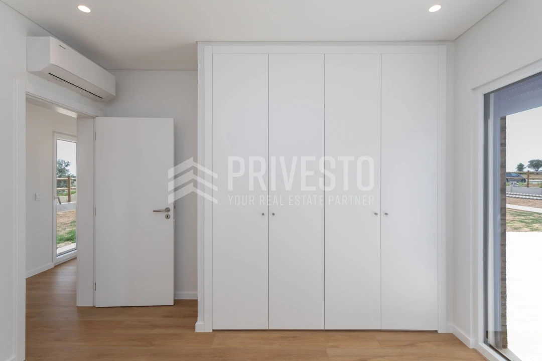 Moradia T3 para Venda em Montargil Foto 21