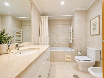 Apartamento T3 para Venda em Mafamude e Vilar do Paraíso