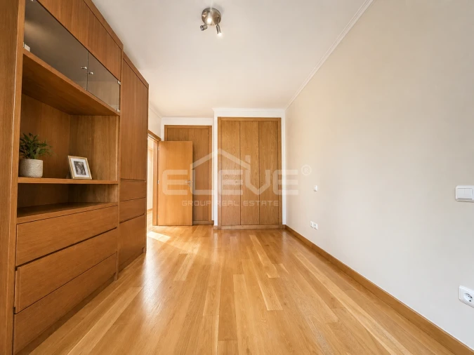 Apartamento T3 para Venda em Mafamude e Vilar do Paraíso Foto 9
