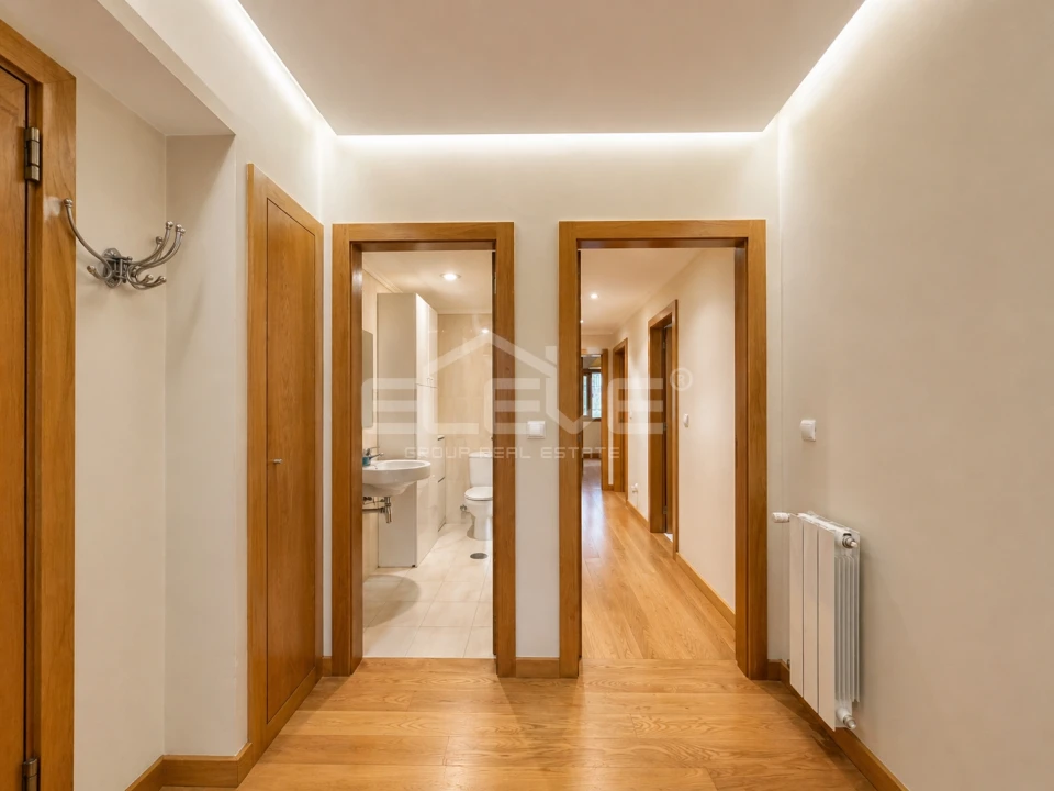 Apartamento T3 para Venda em Mafamude e Vilar do Paraíso Foto 7