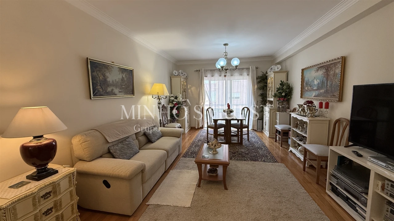 Apartamento T3 para Venda em Gualtar Foto 2