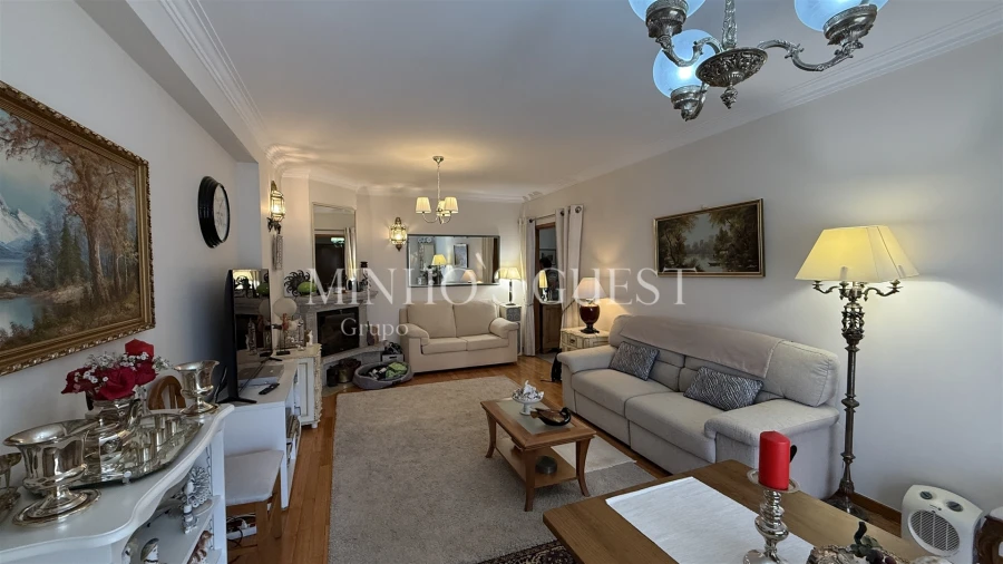 Apartamento T3 para Venda em Gualtar Foto 3