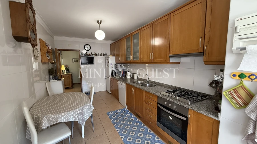 Apartamento T3 para Venda em Gualtar Foto 29