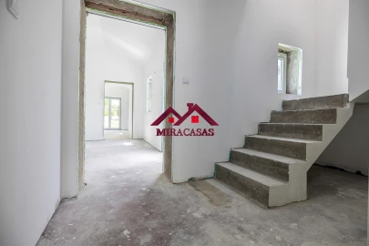 Moradia T4 para Venda em Mira