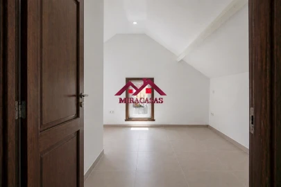 Moradia T4 para Venda em Mira