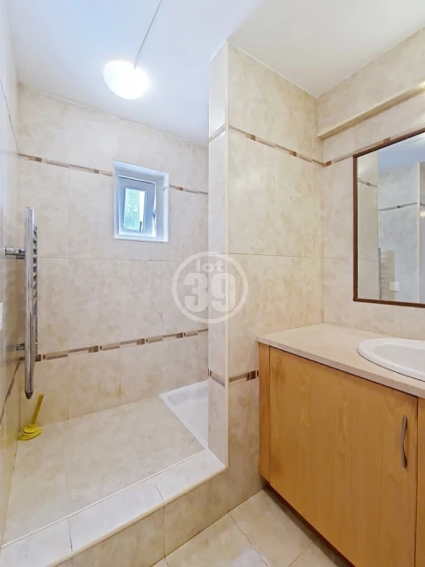 Apartamento T1 para Venda em Albufeira e Olhos de Água