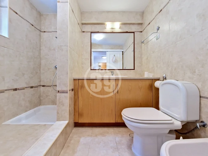 Apartamento T1 para Venda em Albufeira e Olhos de Água Foto 5