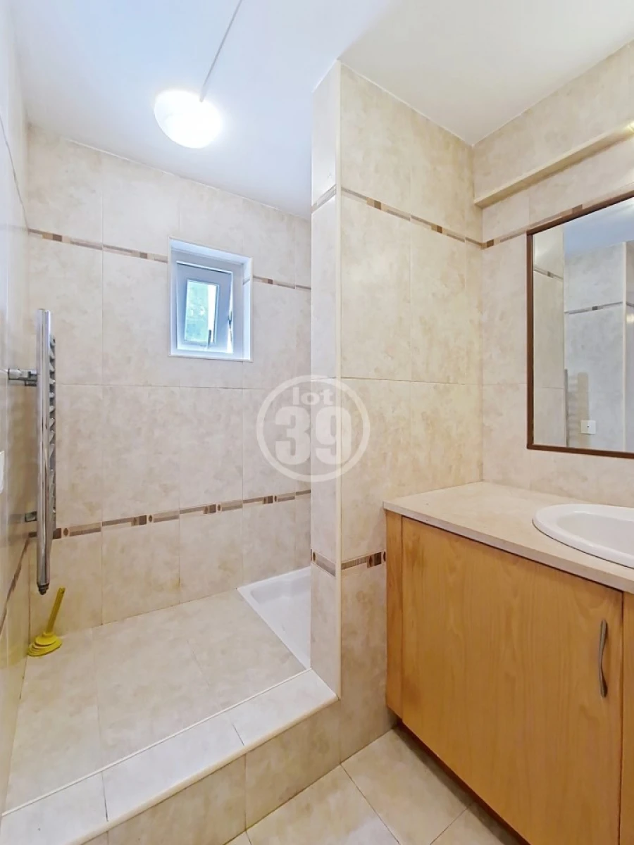 Apartamento T1 para Venda em Albufeira e Olhos de Água Foto 7