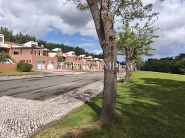 Moradia T3 para Venda em Bombarral e Vale Covo