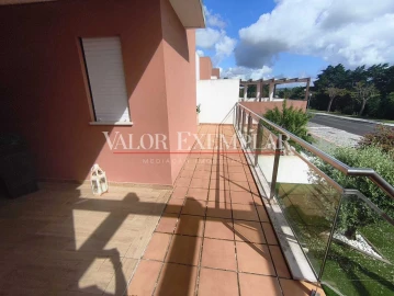 Moradia T3 para Venda em Bombarral e Vale Covo