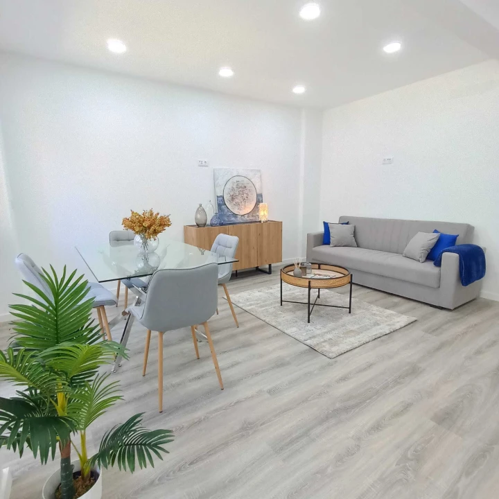 Apartamento T3 para Venda em São Domingos de Benfica Foto 2