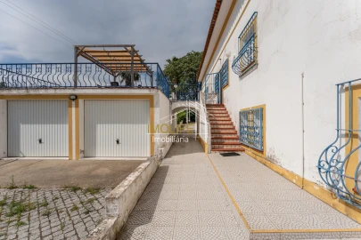 Moradia T8 para Venda em Pavia