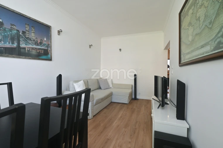 Apartamento T3 para Venda em São Domingos de Rana Foto 9