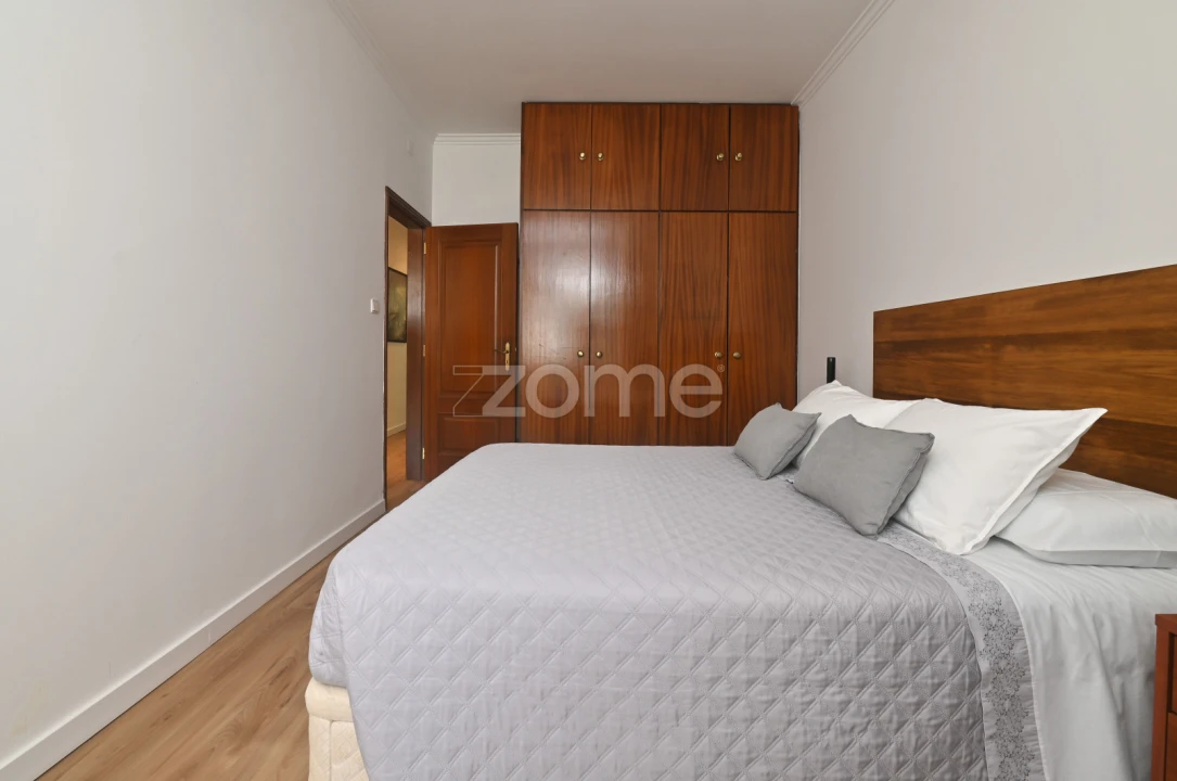 Apartamento T3 para Venda em São Domingos de Rana Foto 20