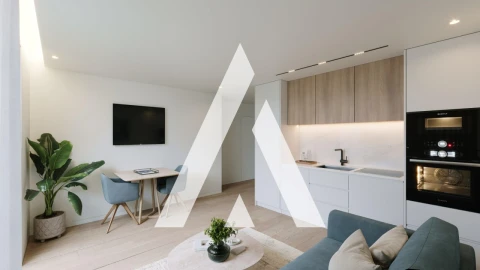 Apartamento T1 para Venda em Glória e Vera Cruz