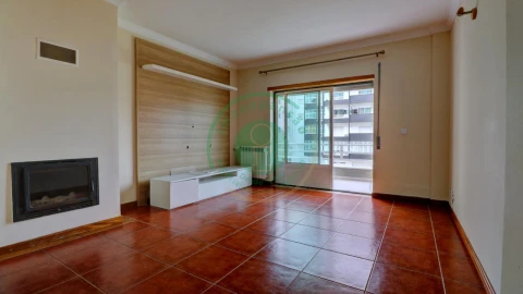 Apartamento T2 para Arrendamento em Buarcos