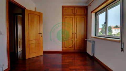 Apartamento T2 para Arrendamento em Buarcos