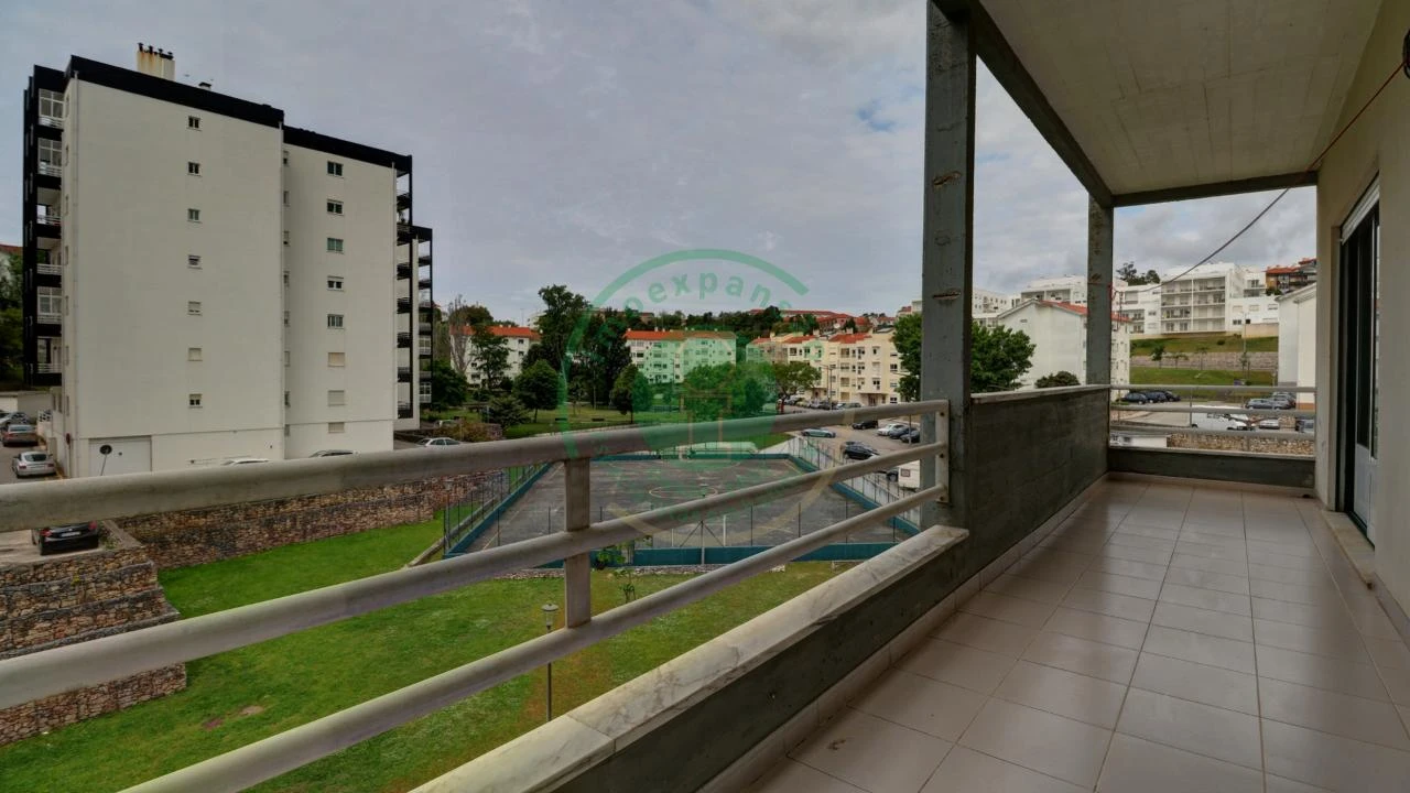 Apartamento T2 para Arrendamento em Buarcos Foto 6