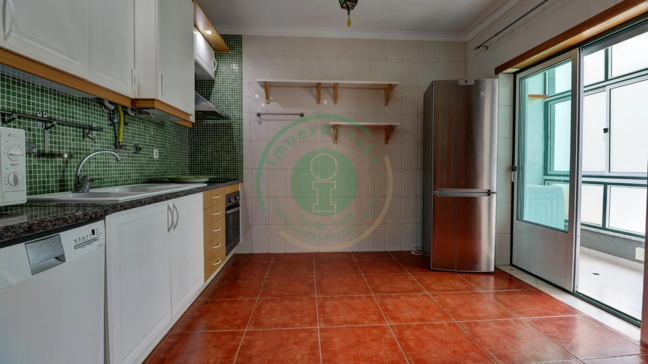 Apartamento T2 para Arrendamento em Buarcos Foto 8