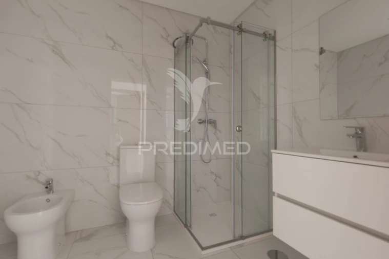 Apartamento T2 para Venda em Pedroso e Seixezelo Foto 4