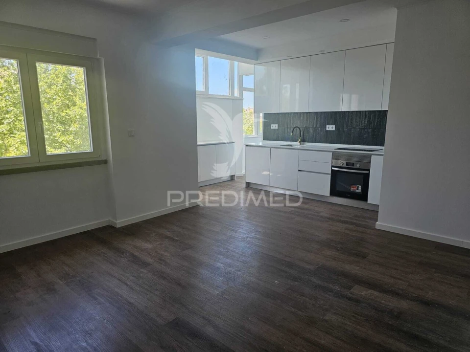 Apartamento T2 para Venda em Venteira Foto 18