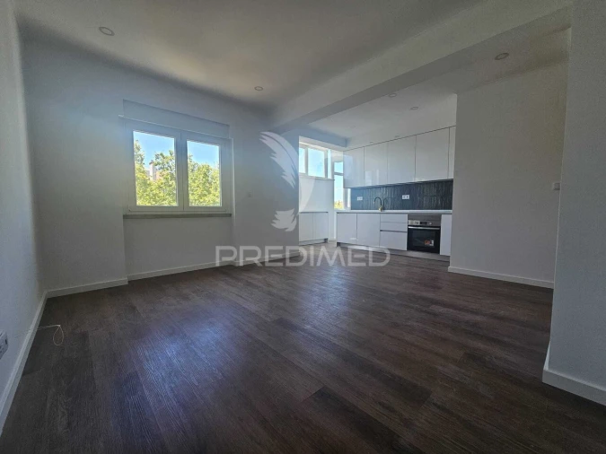 Apartamento T2 para Venda em Venteira Foto 13