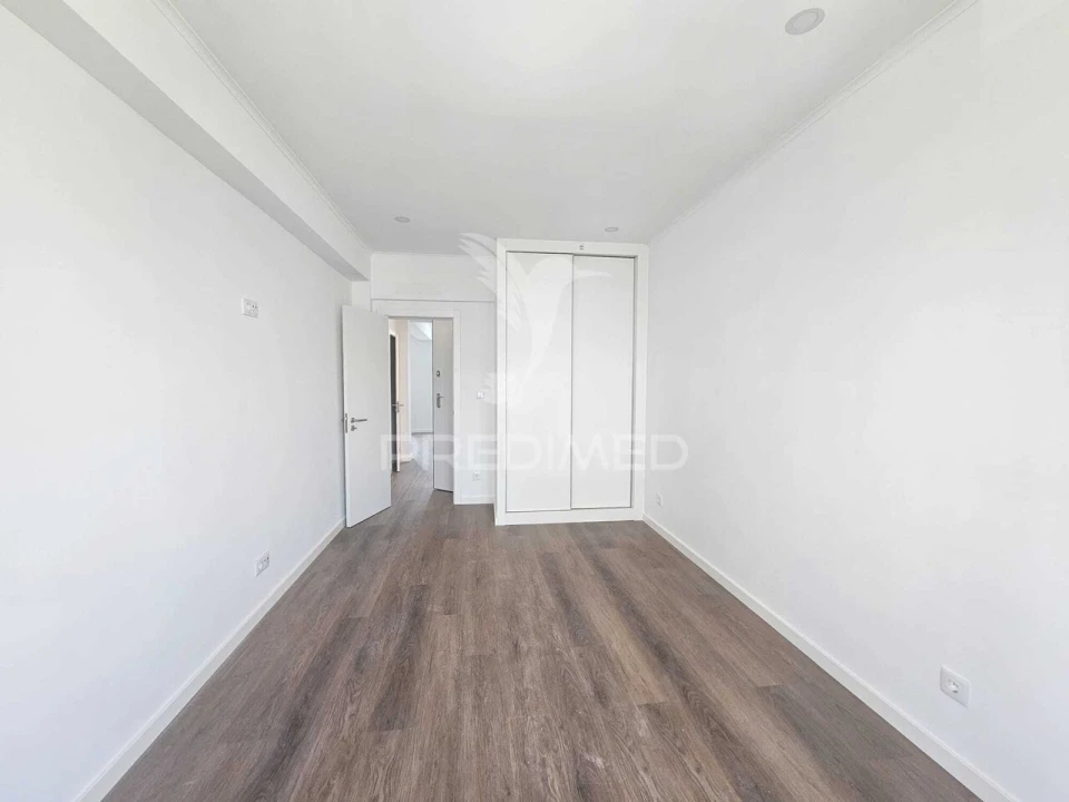 Apartamento T2 para Venda em Venteira Foto 11