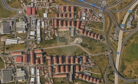 Terreno para Venda em Queluz e Belas