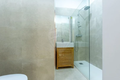 Apartamento T2 para Venda em Santa Maria Maior