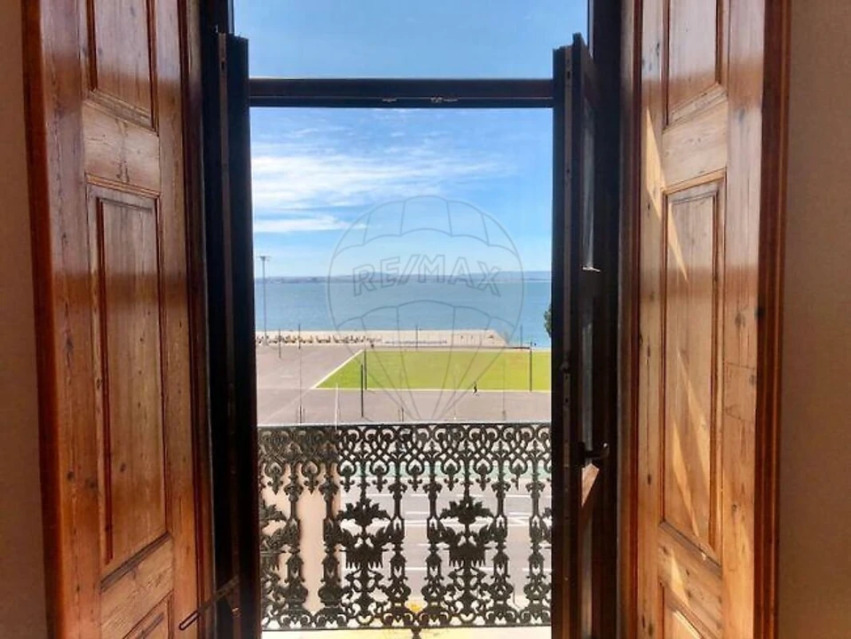 Apartamento T2 para Venda em Santa Maria Maior Foto 7