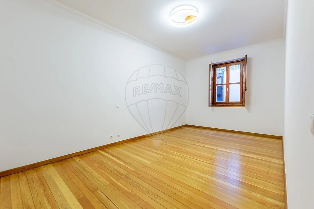 Apartamento T2 para Venda em Santa Maria Maior Foto 20