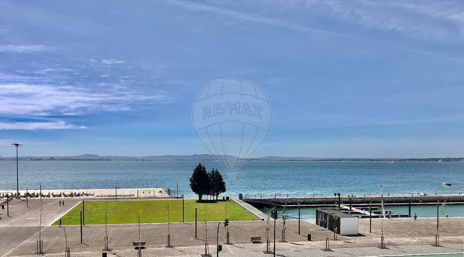 Apartamento T2 para Venda em Santa Maria Maior Foto 4