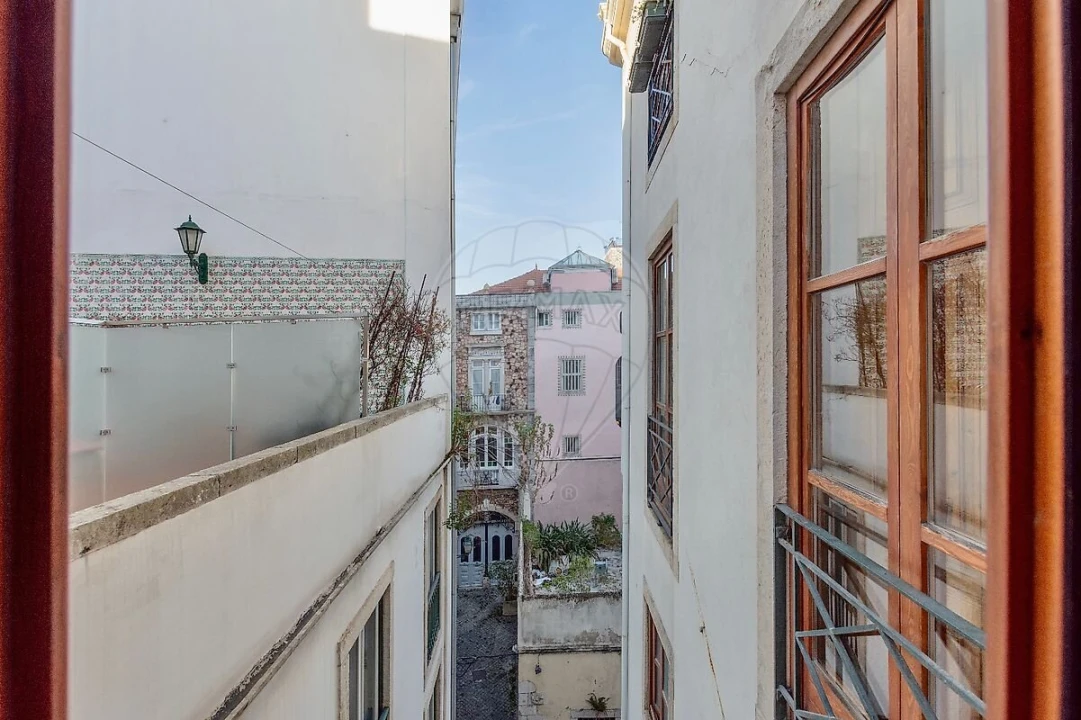 Apartamento T2 para Venda em Santa Maria Maior Foto 32