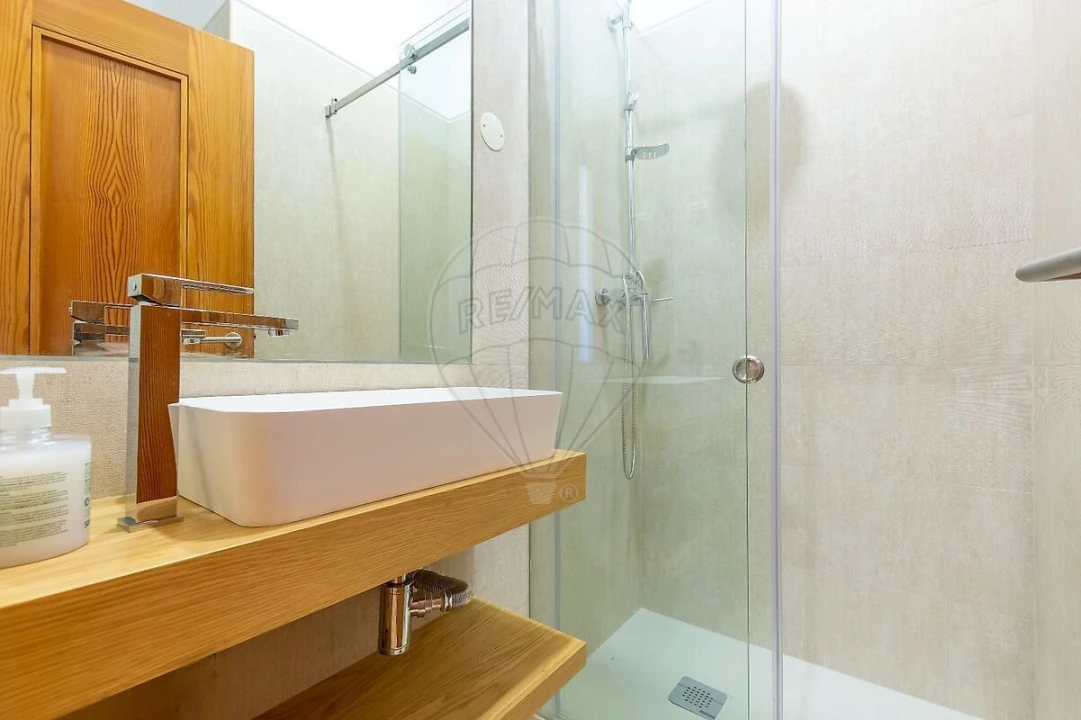 Apartamento T2 para Venda em Santa Maria Maior Foto 17