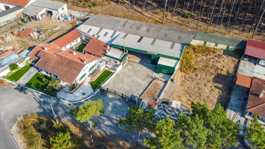 Armazém para Venda em Pataias e Martingança