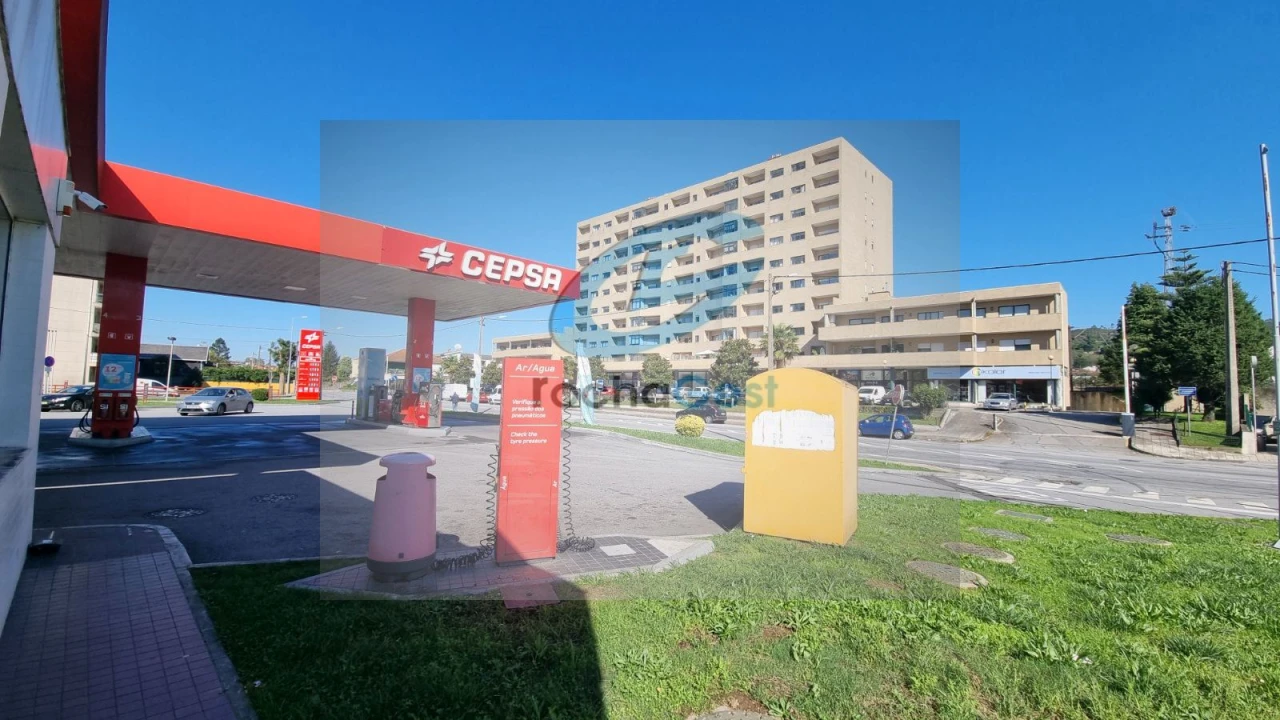 Loja para Arrendamento em Valongo Foto 16