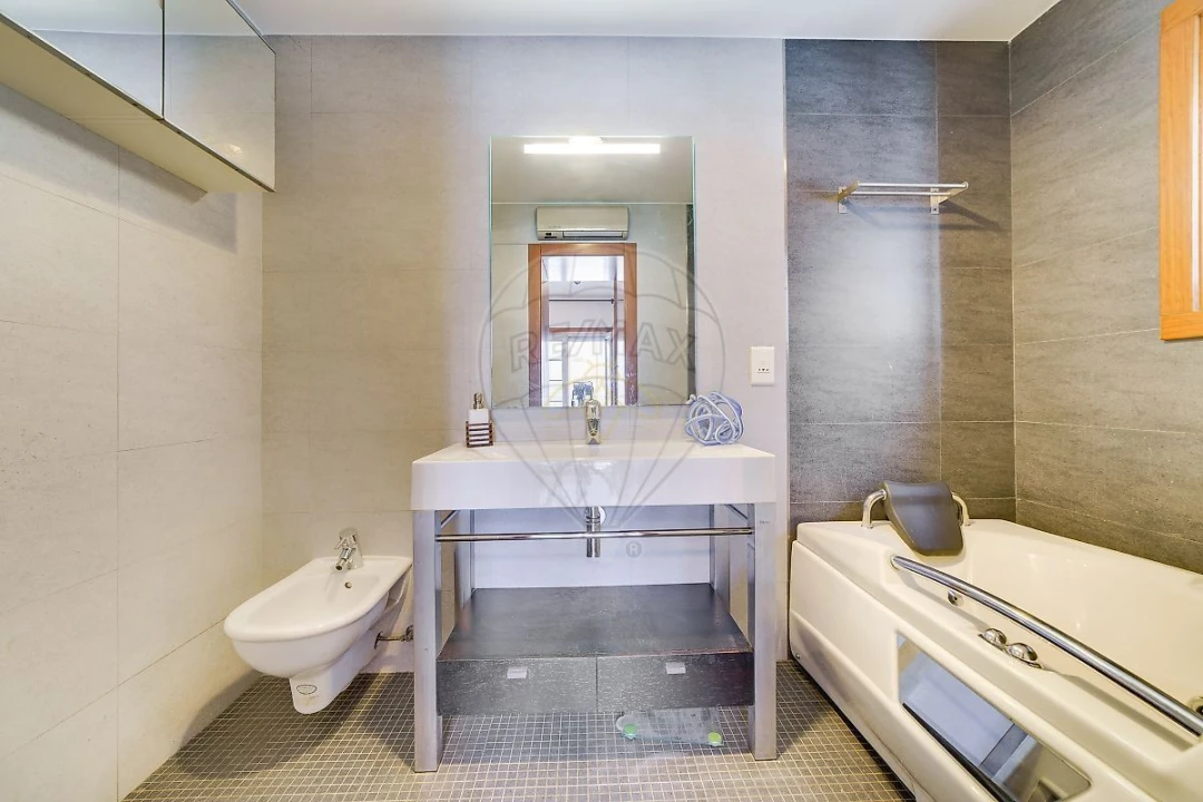 Apartamento T2 para Arrendamento em Carcavelos e Parede Foto 14