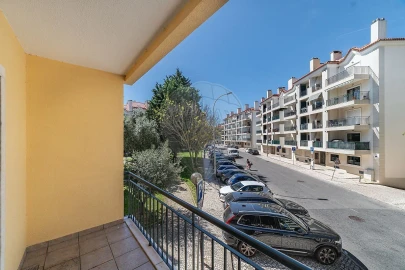 Apartamento T2 para Arrendamento em Carcavelos e Parede