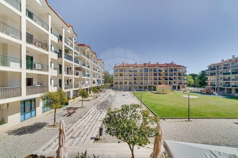 Apartamento T2 para Arrendamento em Carcavelos e Parede Foto 2