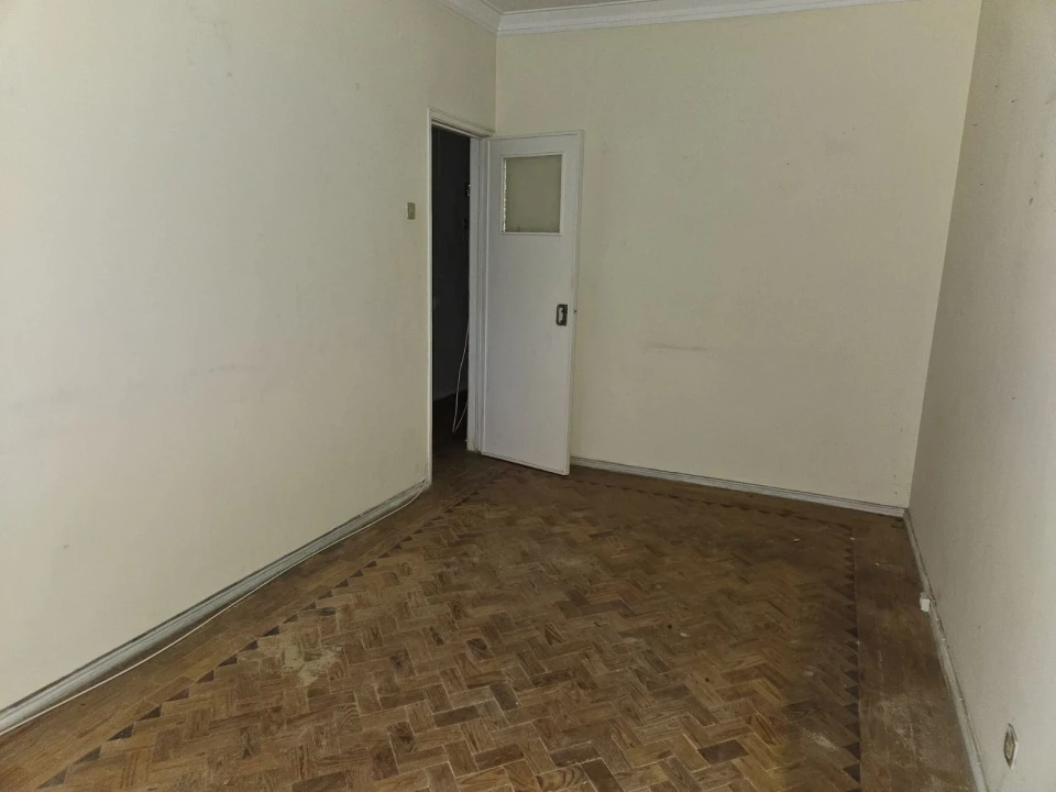 Apartamento T2 para Venda em Queluz e Belas Foto 3