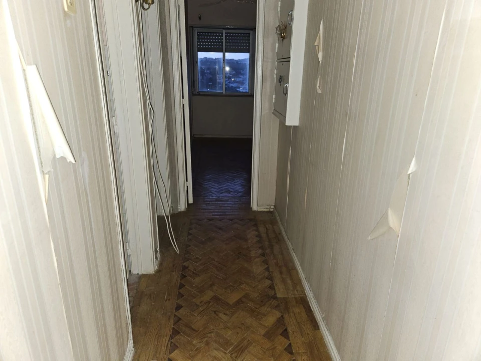 Apartamento T2 para Venda em Queluz e Belas Foto 4