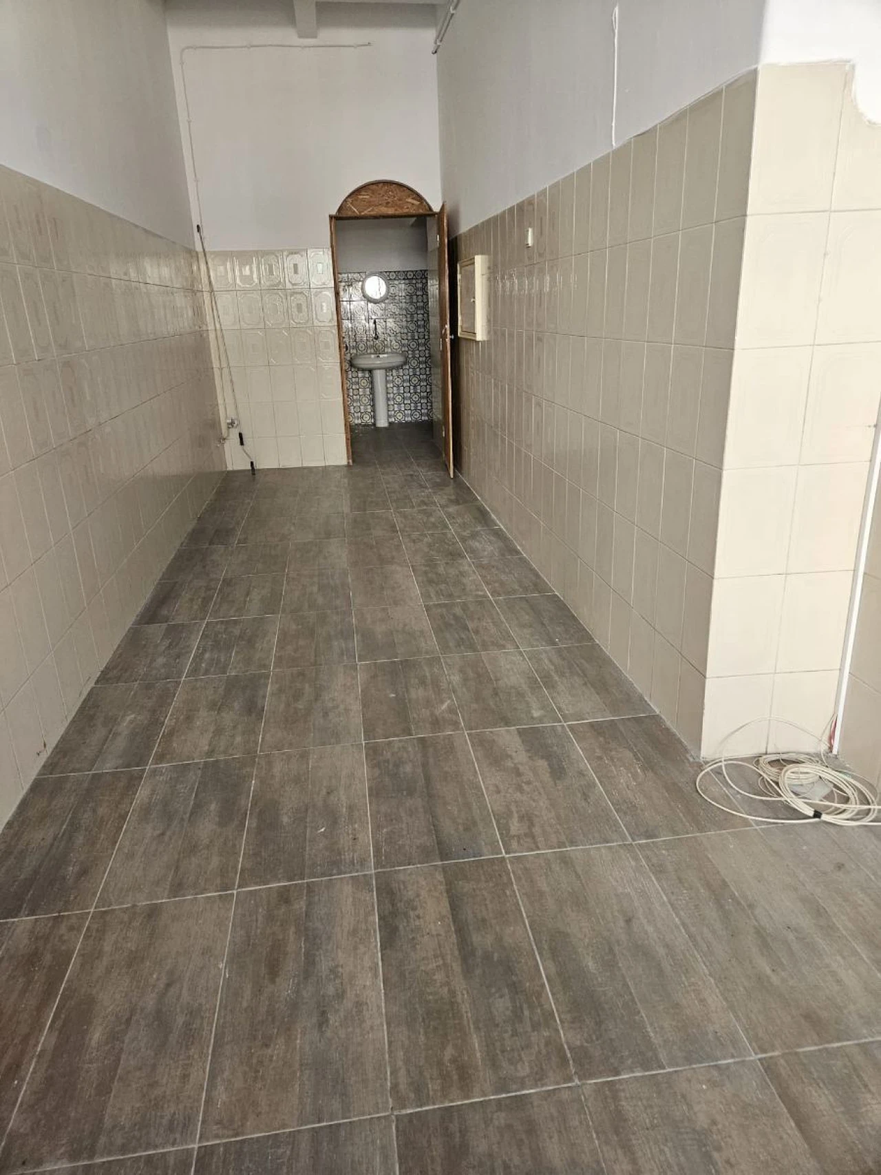 Negócio para Arrendamento em Venteira Foto 2