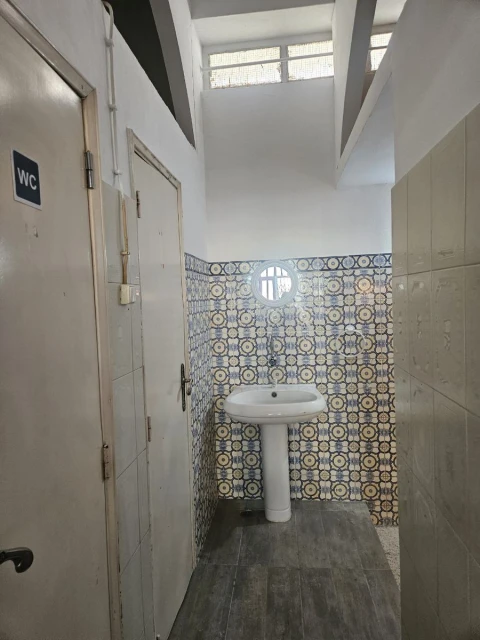 Negócio para Arrendamento em Venteira