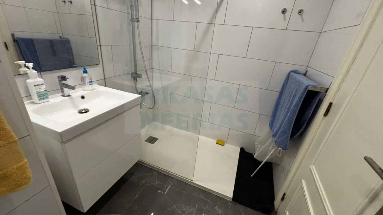 Apartamento T2 para Venda em Alvor Foto 15