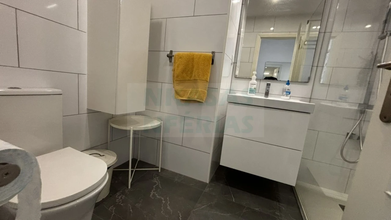 Apartamento T2 para Venda em Alvor Foto 14