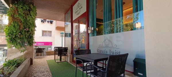 Loja para Trespasse em Oeiras e São Julião da Barra, Paço de Arcos e Caxias