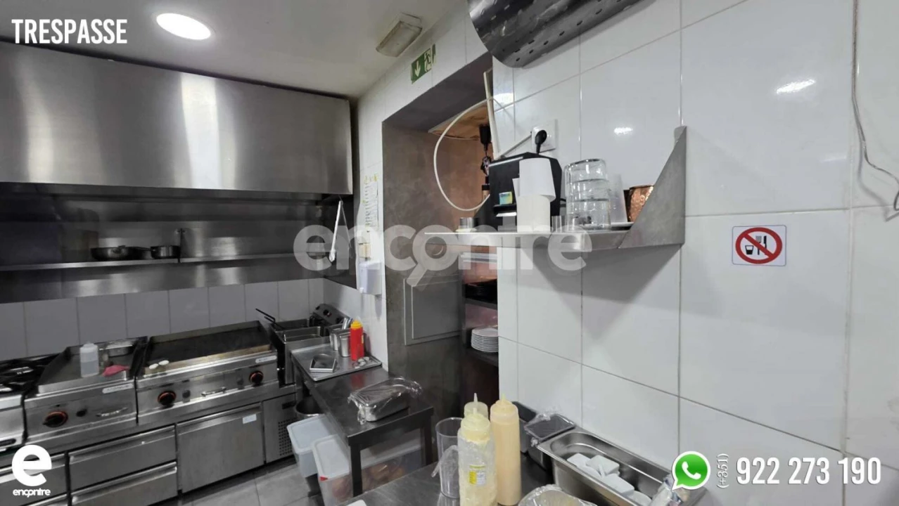 Loja para Trespasse em Santa Maria Maior Foto 3
