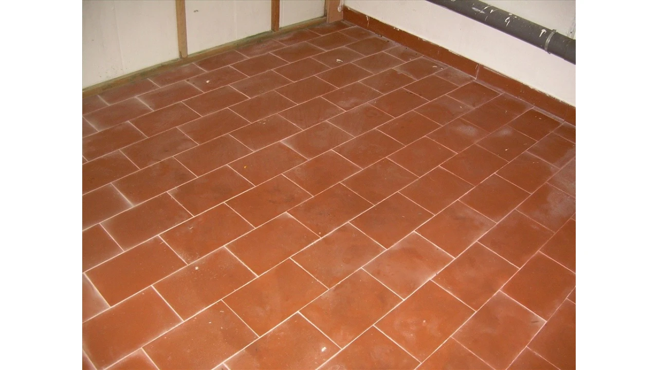 Garagem para Venda em Almada, Cova da Piedade, Pragal e Cacilhas Foto 4