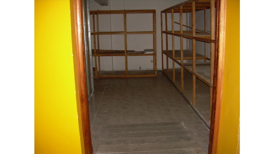 Loja para Arrendamento em Almada, Cova da Piedade, Pragal e Cacilhas Foto 3